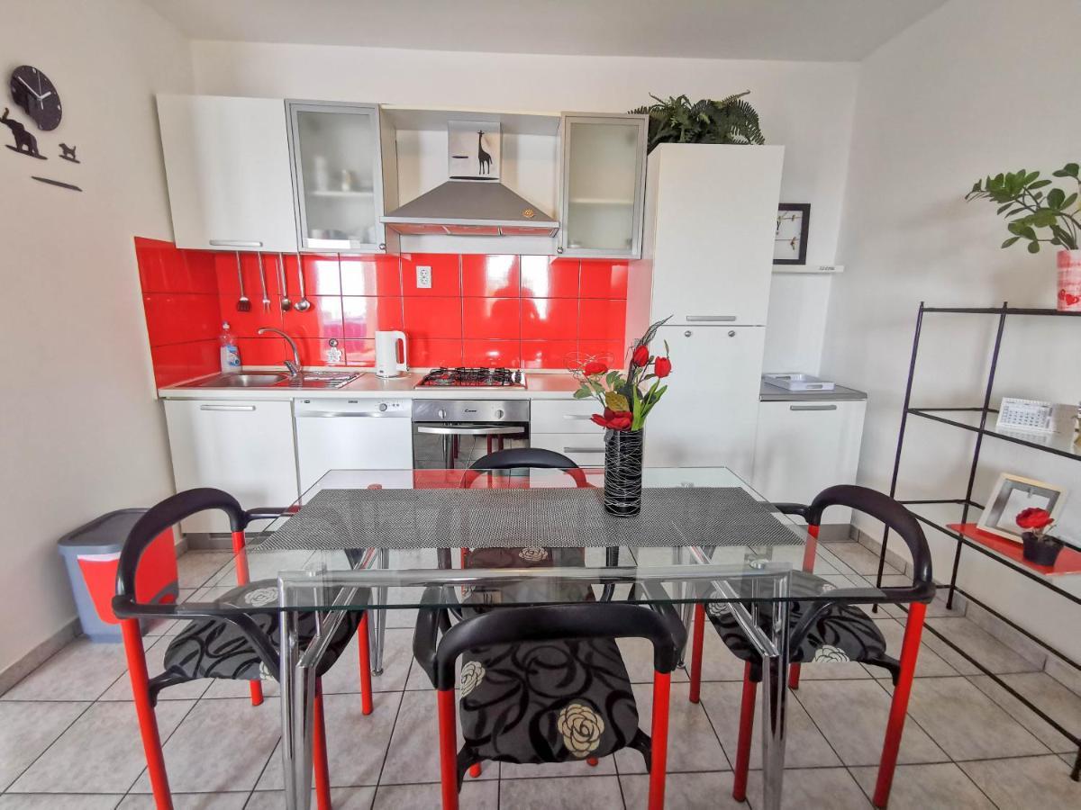 Turina Apartments Makarska Exterior photo
